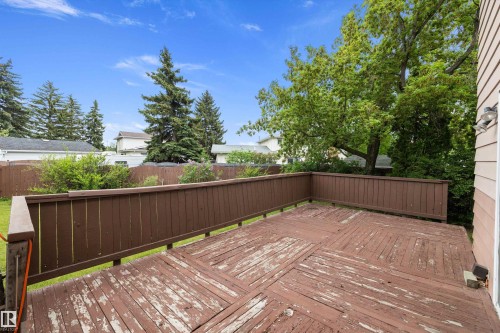 6816 40 Avenue, Edmonton, AB 