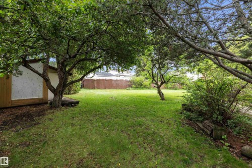 6816 40 Avenue, Edmonton, AB 