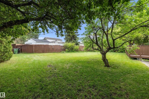 6816 40 Avenue, Edmonton, AB 