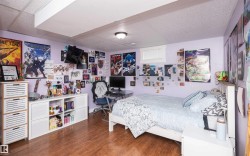 Recessed ceiling with acoustic tiles - 