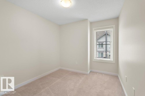 Empty room - 125 655 Watt Boulevard, Edmonton, AB 