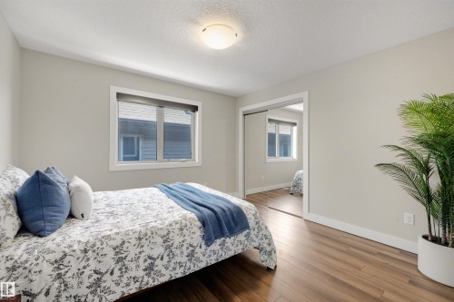 1979 Ainslie Link, Edmonton, AB 