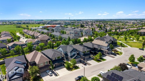 1979 Ainslie Link, Edmonton, AB 