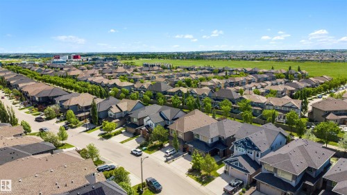 1979 Ainslie Link, Edmonton, AB 