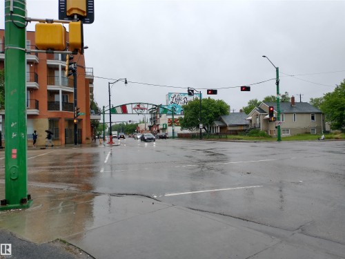 10755 95 Street, Edmonton, AB 
