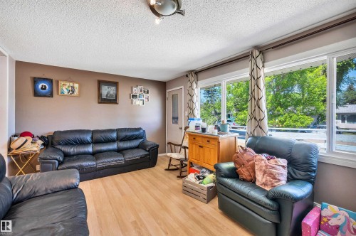 3619 110 Avenue, Edmonton, AB 