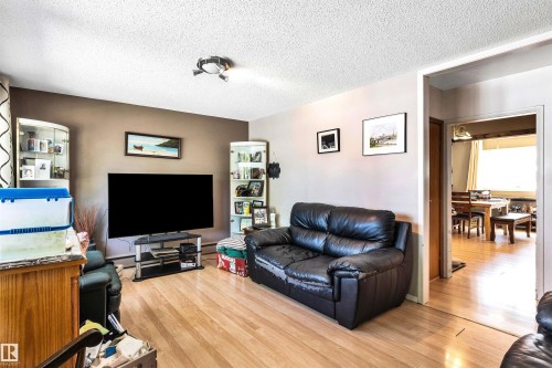 3619 110 Avenue, Edmonton, AB 