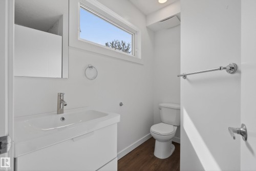 3-Piece Primary Bathroom - 9043 52 Street, Edmonton, AB 