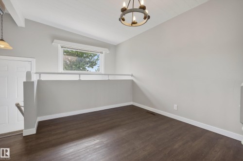 9043 52 Street, Edmonton, AB 
