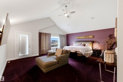 Vaulted ceiling with an integrated ceiling fan - 