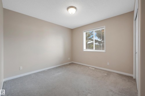 54 155 Crocus Crescent, Sherwood Park, AB - Indoor Photo Showing Other Room