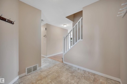 54 155 Crocus Crescent, Sherwood Park, AB - Indoor Photo Showing Other Room