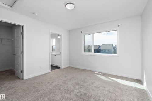 5275 Edgemont Boulevard Nw, Edmonton, AB - Indoor Photo Showing Other Room