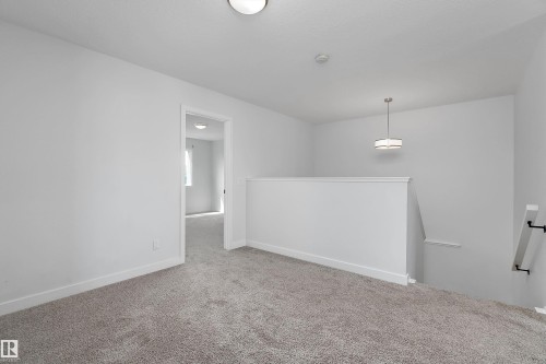 5275 Edgemont Boulevard Nw, Edmonton, AB - Indoor Photo Showing Other Room