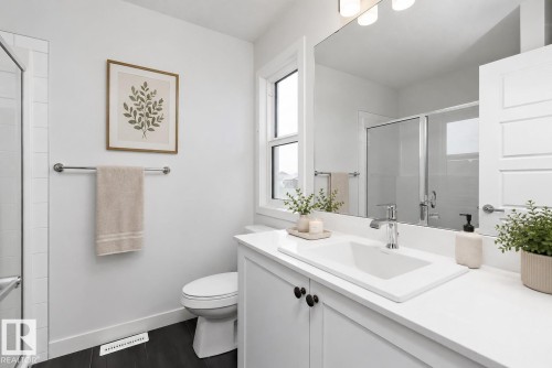 5275 Edgemont Boulevard Nw, Edmonton, AB - Indoor Photo Showing Bathroom