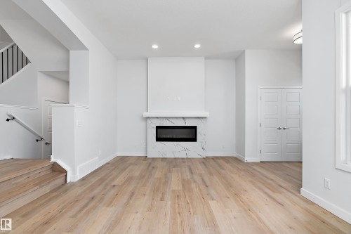 5275 Edgemont Boulevard Nw, Edmonton, AB - Indoor With Fireplace