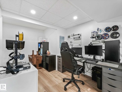 3904 35 Avenue, Edmonton, AB 