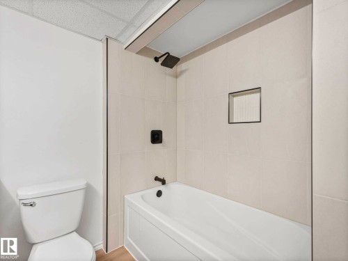 3904 35 Avenue, Edmonton, AB 