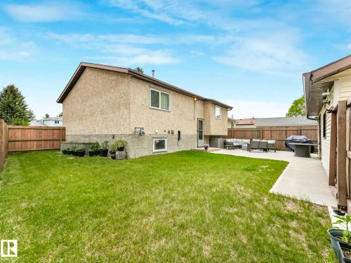 3904 35 Avenue, Edmonton, AB 