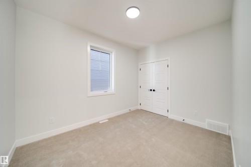 7027 177 Avenue, Edmonton, AB 