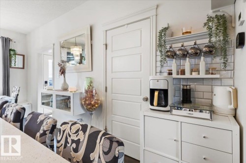 5213 22 Avenue, Edmonton, AB 