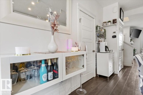 5213 22 Avenue, Edmonton, AB 