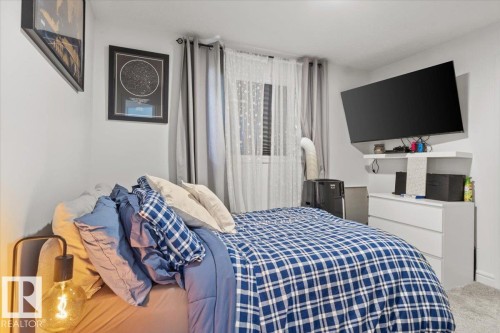 5213 22 Avenue, Edmonton, AB 