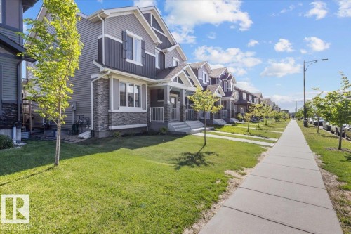 5213 22 Avenue, Edmonton, AB 