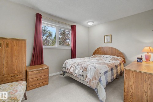 16727 80 Avenue, Edmonton, AB 