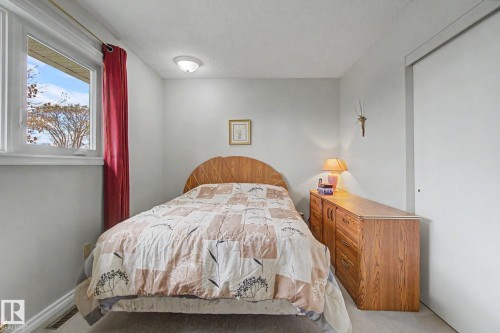 16727 80 Avenue, Edmonton, AB 