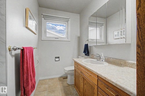 16727 80 Avenue, Edmonton, AB 