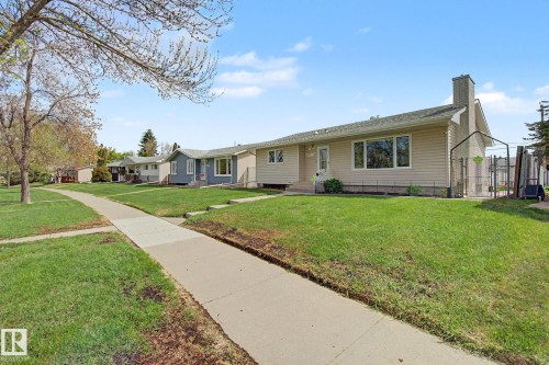 16727 80 Avenue, Edmonton, AB 