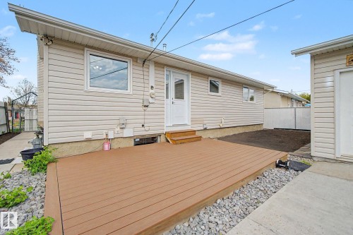 16727 80 Avenue, Edmonton, AB 