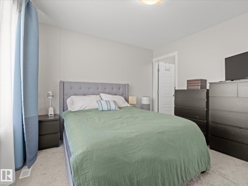 22 1391 Starling Drive, Edmonton, AB 