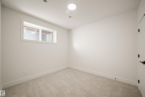 Empty room - 12171 177 Avenue, Edmonton, AB 