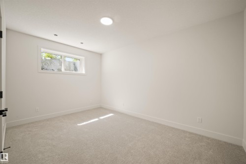 Empty room - 12171 177 Avenue, Edmonton, AB 