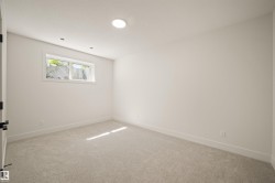 Empty room - 