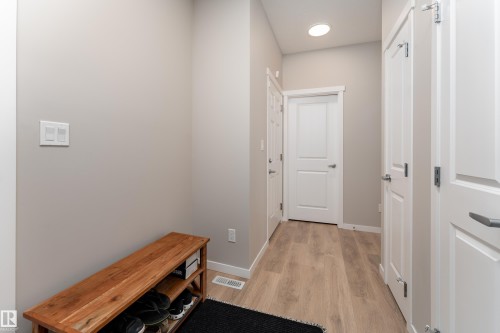 2520 152 Avenue, Edmonton, AB 