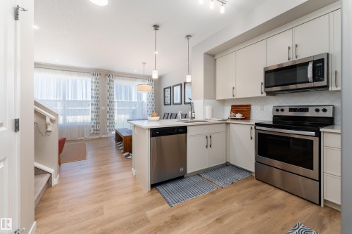 2520 152 Avenue, Edmonton, AB 