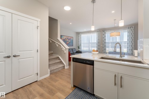 2520 152 Avenue, Edmonton, AB 