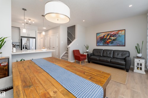 Open-concept living space - 2520 152 Avenue, Edmonton, AB 