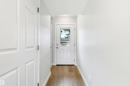 Interior entry - 18353 66 Avenue, Edmonton, AB 