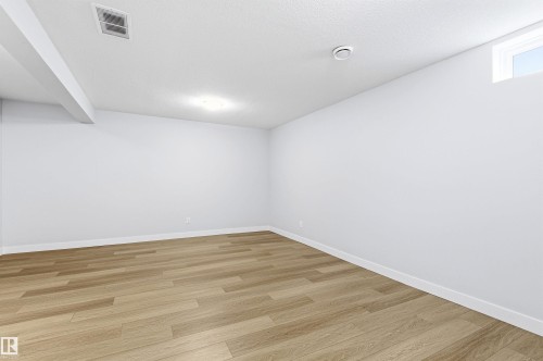 Empty room - 18353 66 Avenue, Edmonton, AB 