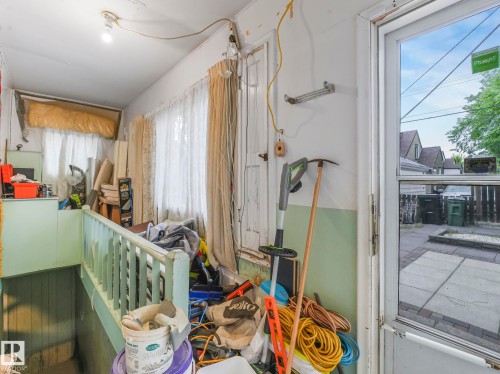 11702 129 Avenue, Edmonton, AB 