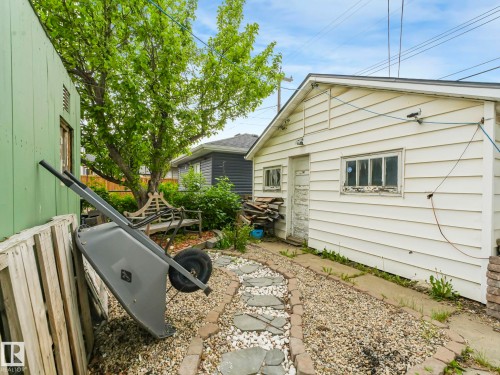 11702 129 Avenue, Edmonton, AB 