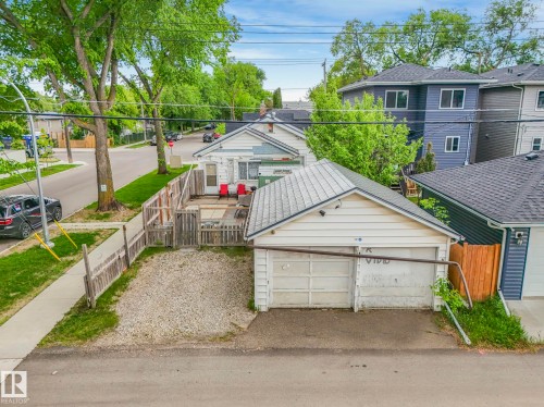 11702 129 Avenue, Edmonton, AB 