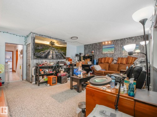11702 129 Avenue, Edmonton, AB 