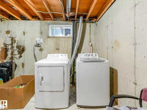 550 Lakewood Road Nw, Edmonton, AB - Indoor Photo Showing Laundry Room