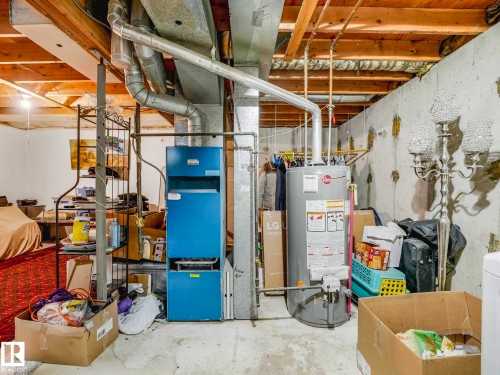 550 Lakewood Road Nw, Edmonton, AB - Indoor Photo Showing Basement