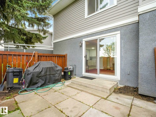 550 Lakewood Road Nw, Edmonton, AB - Outdoor With Exterior